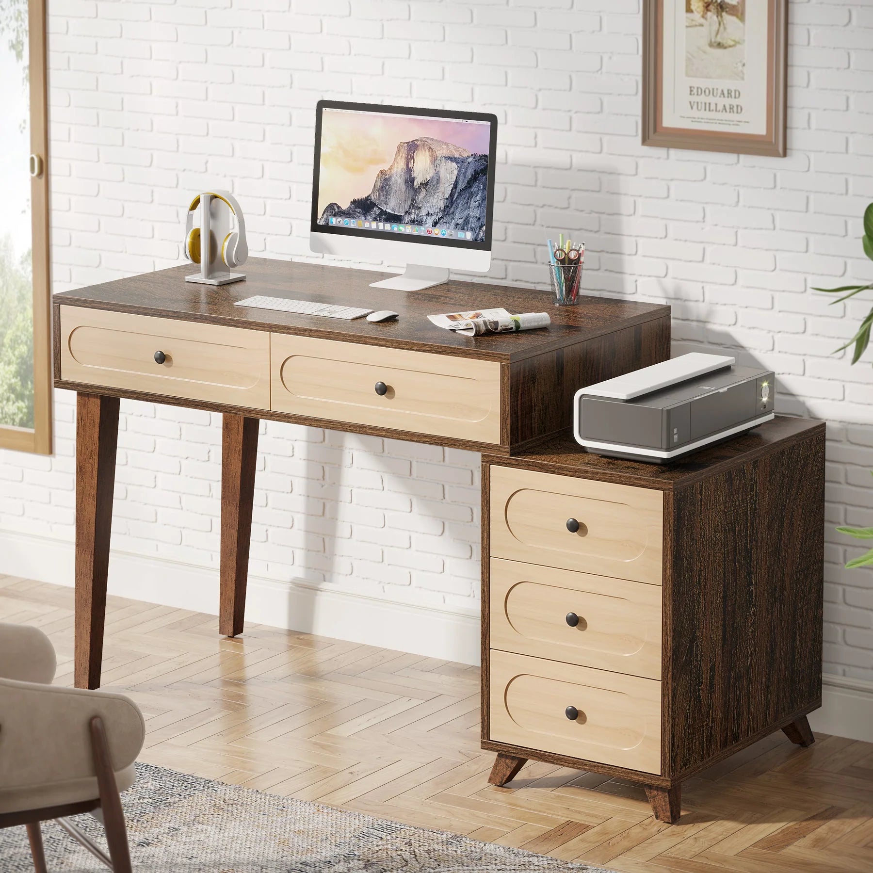 135 cm Schreibtisch mit umkehrbarem Schubladenschrank und 5 Schubladen