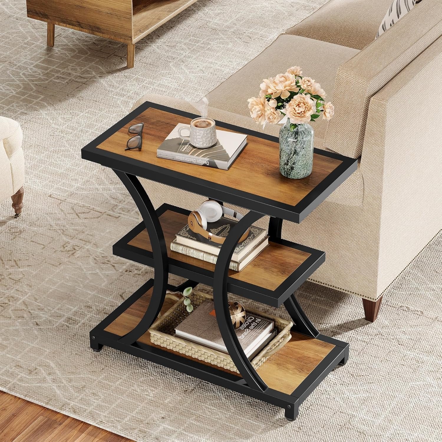 Industrieller Beistelltisch mit 3 Etagen & Metallgestell - Stauraum für kleine Räume