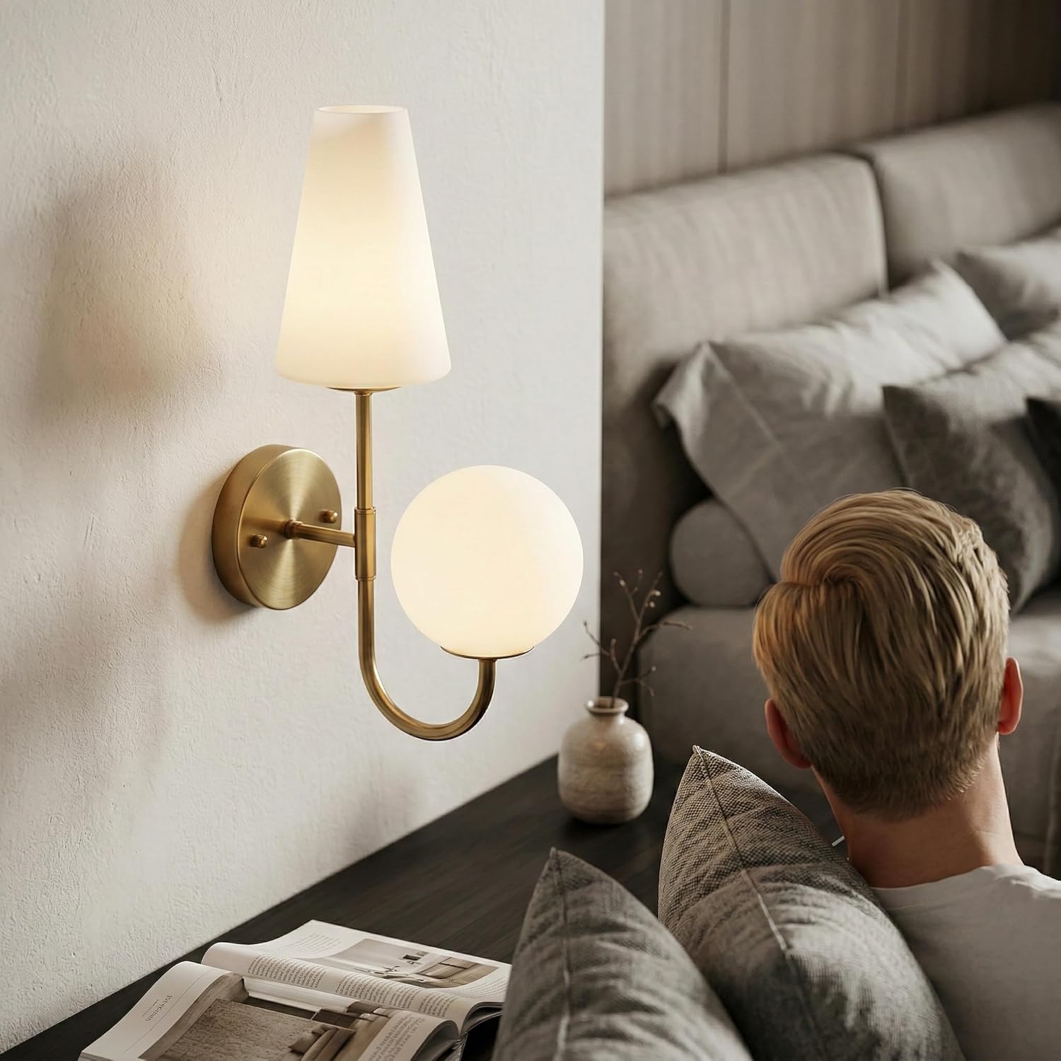 Tribesigns Goldene Wandleuchte Innen – Vintage Wandlampe mit Milchglas, 2×E14 inkl. Leuchtmittel, für Schlafzimmer & Flur