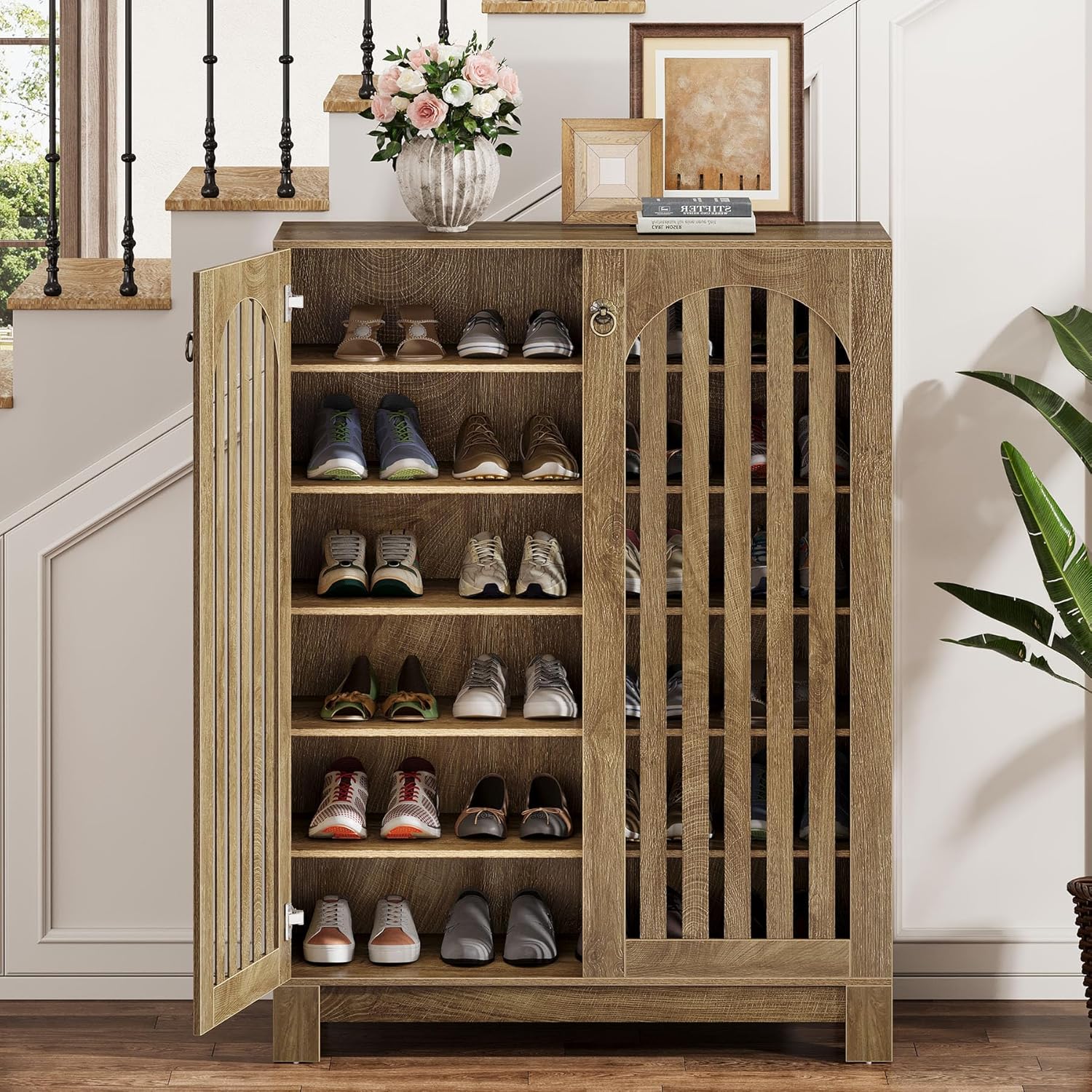 Großer Schuhschrankmit Lamellenfront, 6 Ebenen mit Flexiblen Einlegeböden