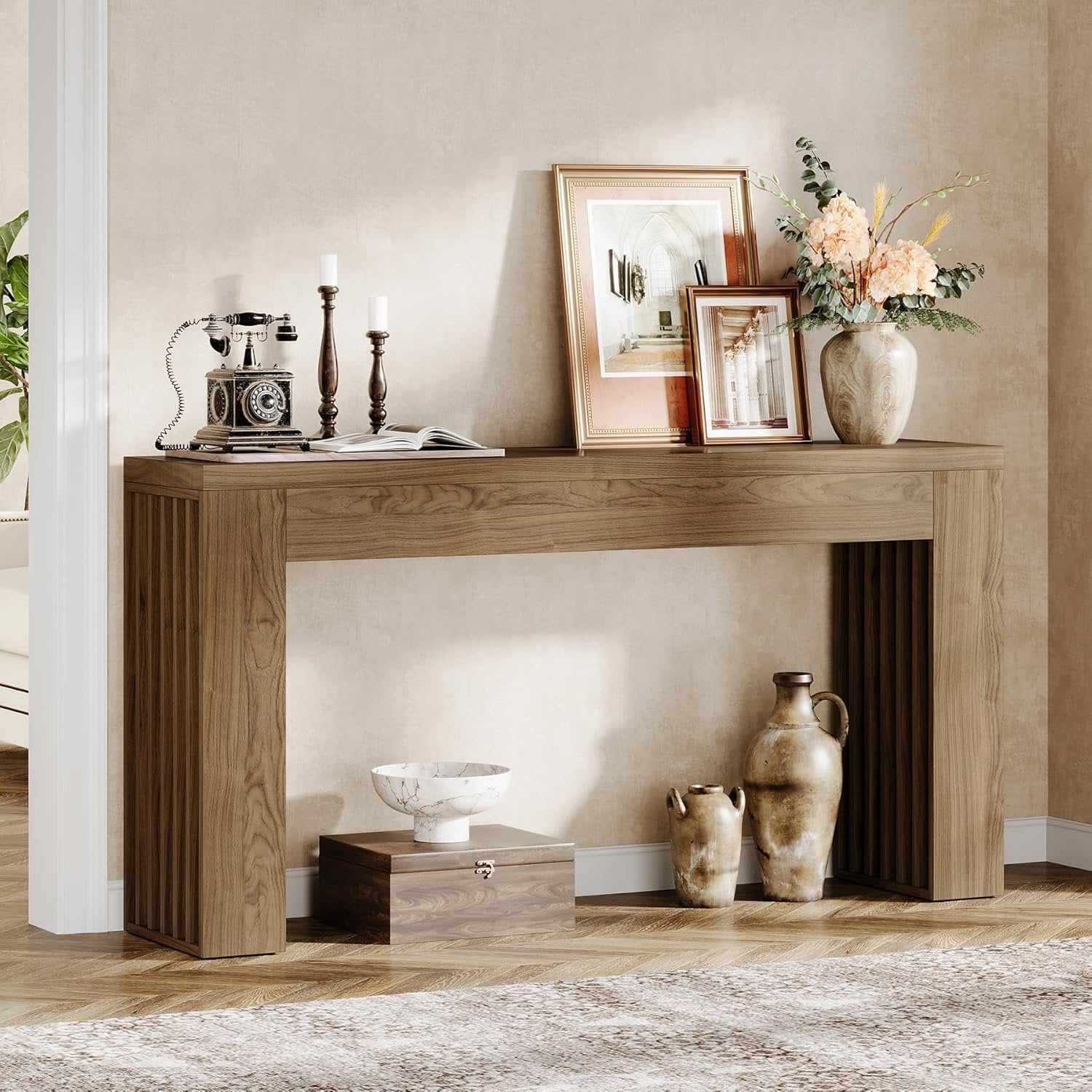 150 cm Farmhouse Konsoletisch mit Lamellenbeinen - Rustikaler Sofatisch in Braun