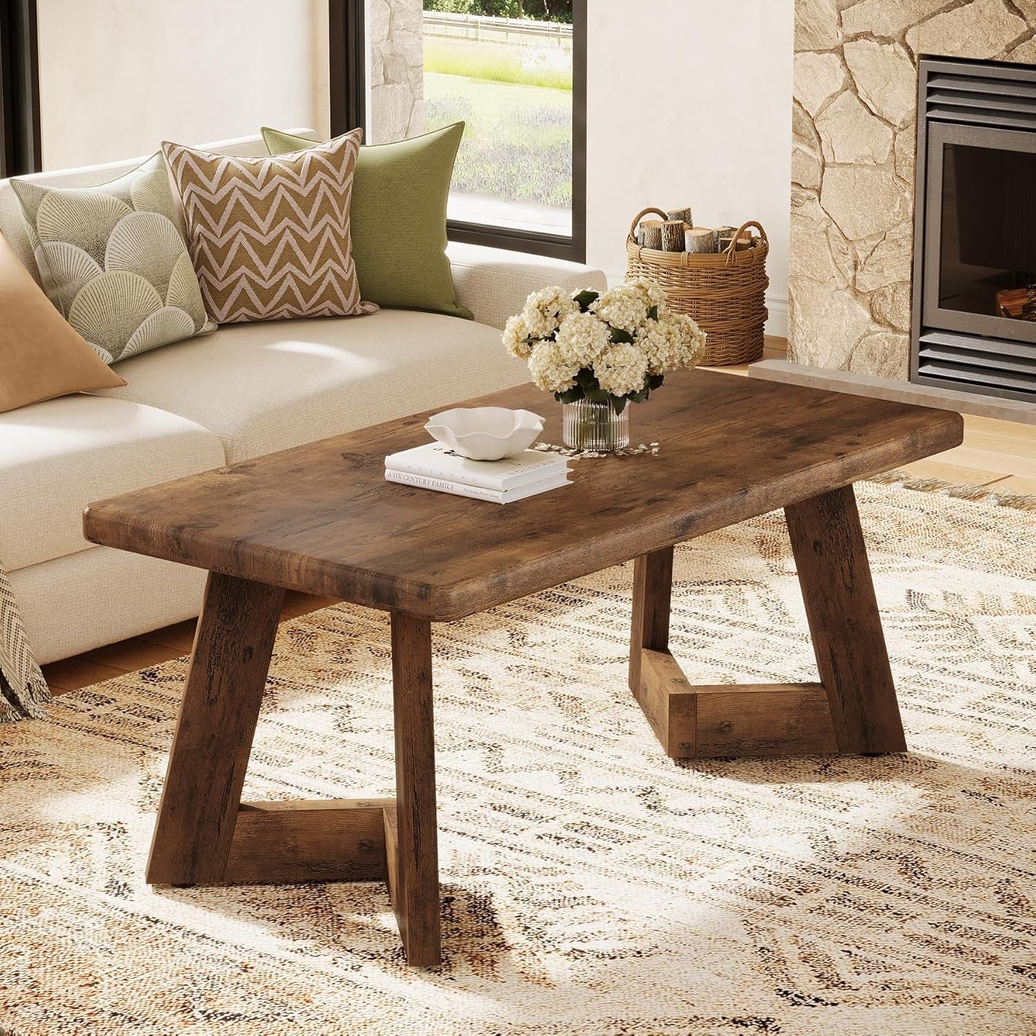 Landhaus Wohnzimmertisch im Rustikalen Design, Brauner Couchtisch mit V-förmigen Beinen